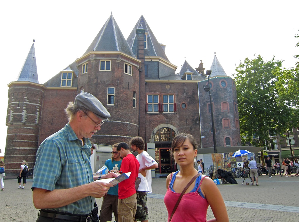 Bob and Connie and Waag, Nieuwmarkt